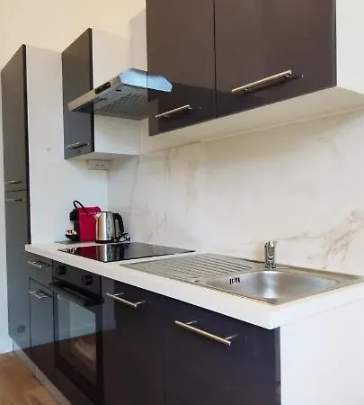 Apartment Le Garden - Close To Palais, Quiet And Comfortable *